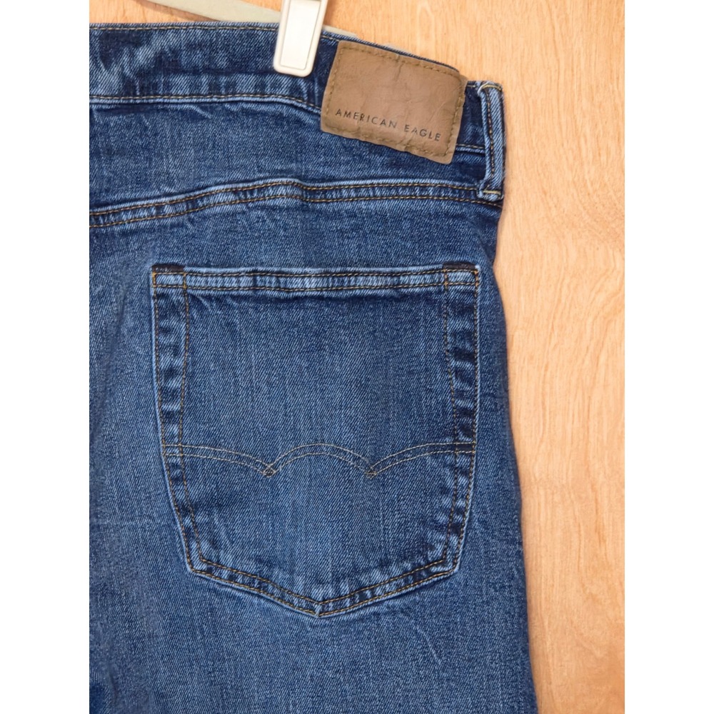 American Eagle Original Straight Jeans Mens 34x34 Medium Wash Blue Denim - Picture 3 of 6